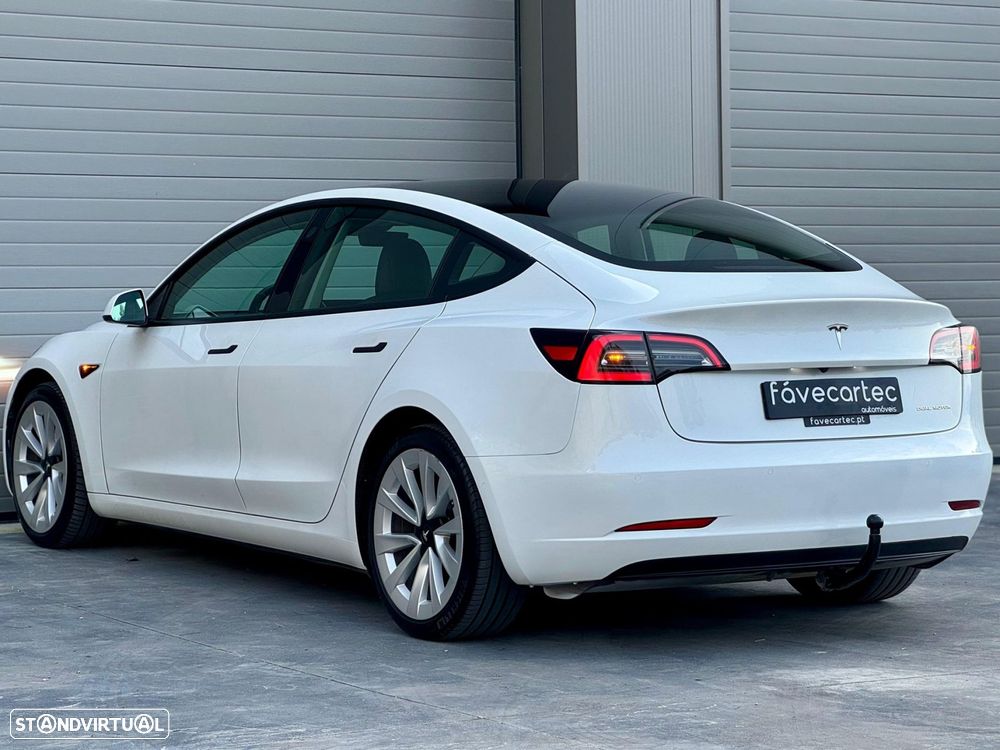 Tesla Model 3 - 18