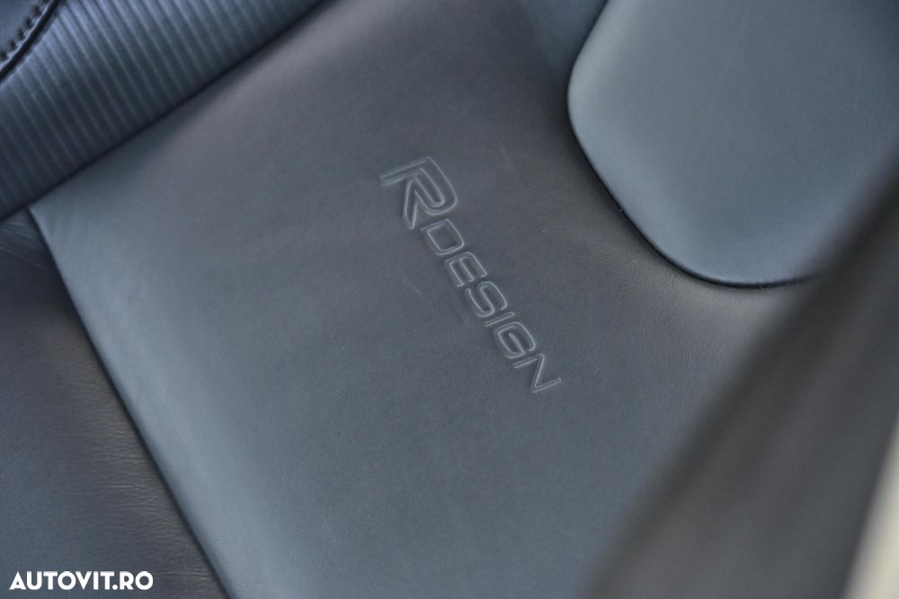 Volvo XC 60 D5 AWD Aut. RDesign - 11