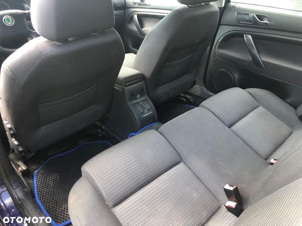 Skoda Superb 2.0 Comfort - 7