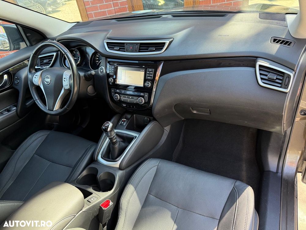 Nissan Qashqai 1.6 DCI TEKNA+ - 19