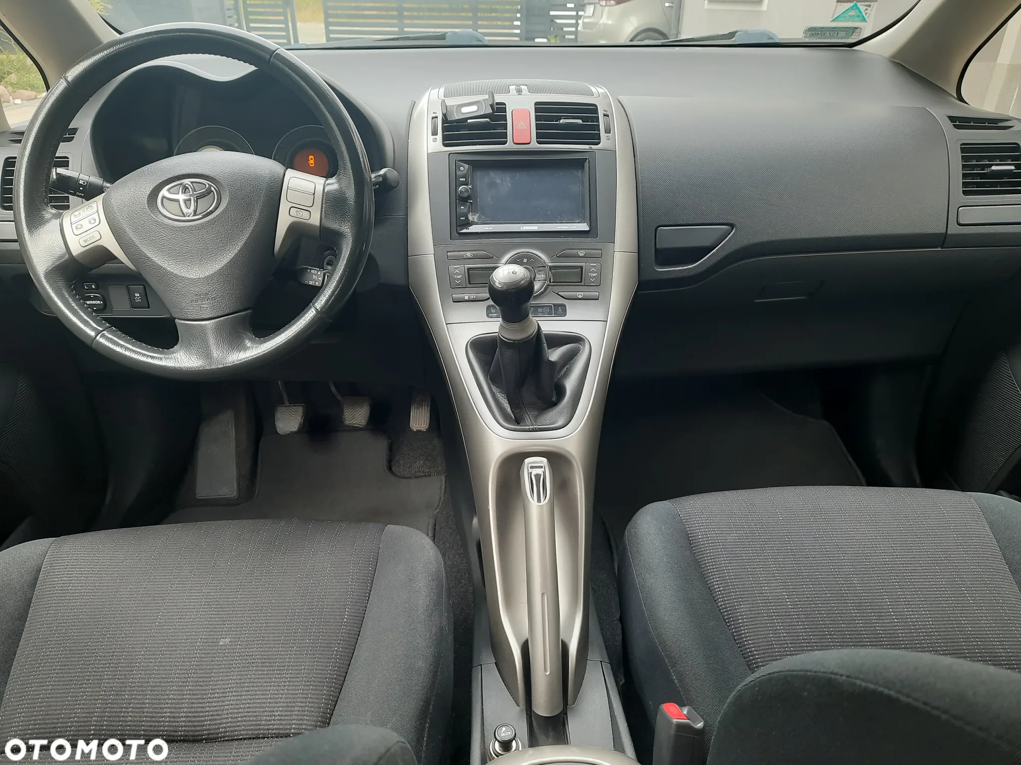 Toyota Auris - 17