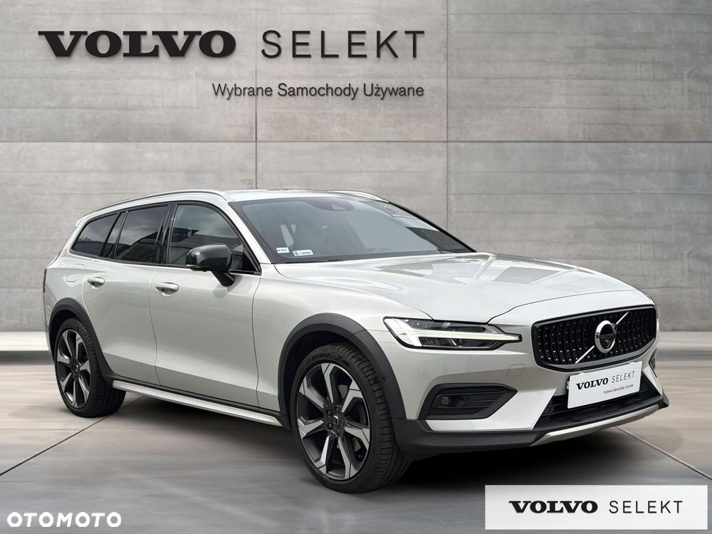 Volvo V60 Cross Country - 5