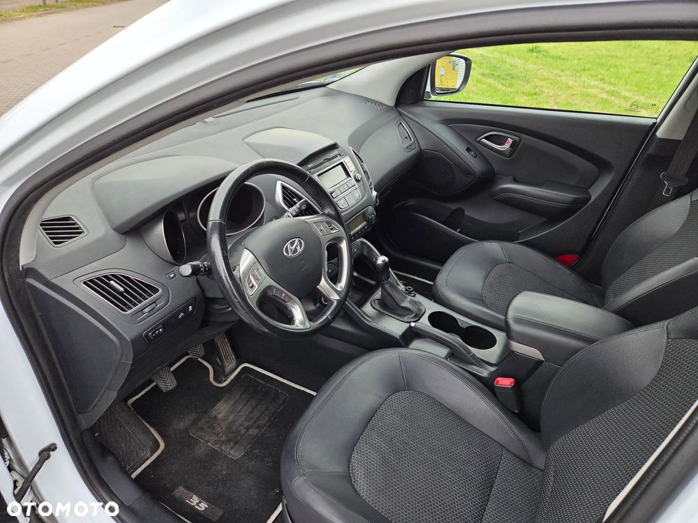 Hyundai ix35 2.0 2WD Style - 13