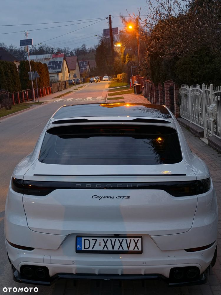 Porsche Cayenne - 14
