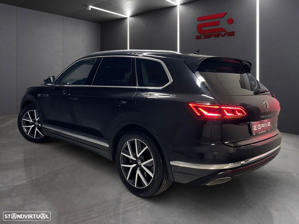 VW Touareg 3.0 TSI e-Hybrid Plus - 7