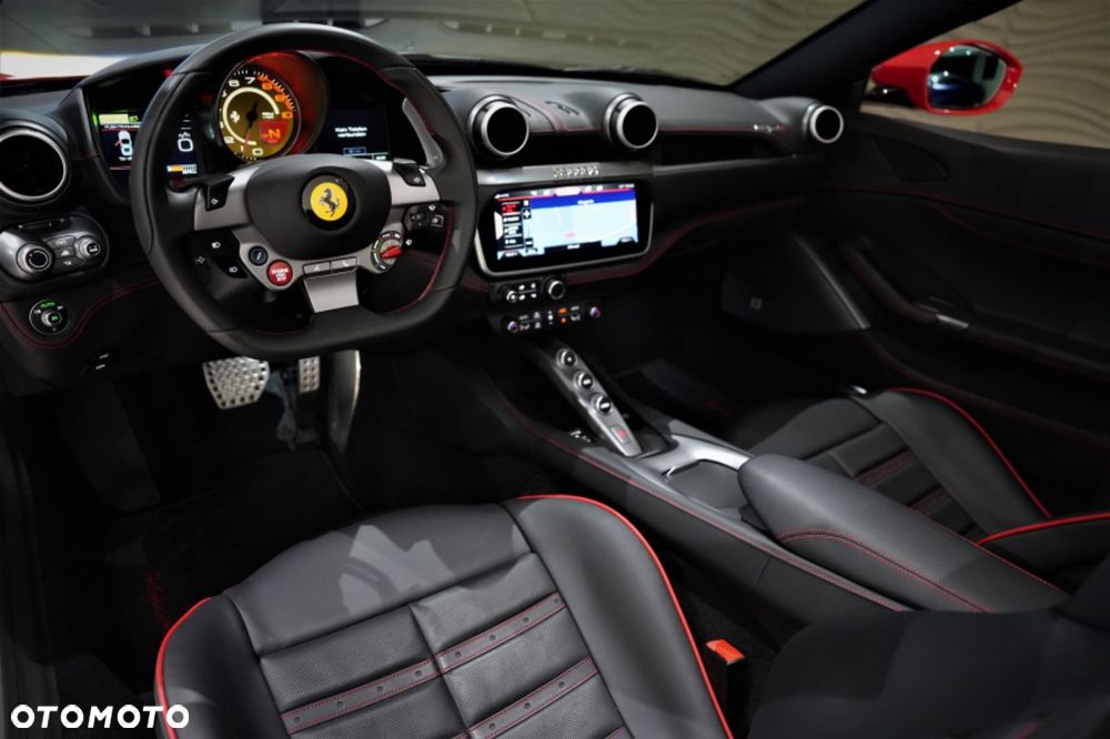 Ferrari Portofino M - 17