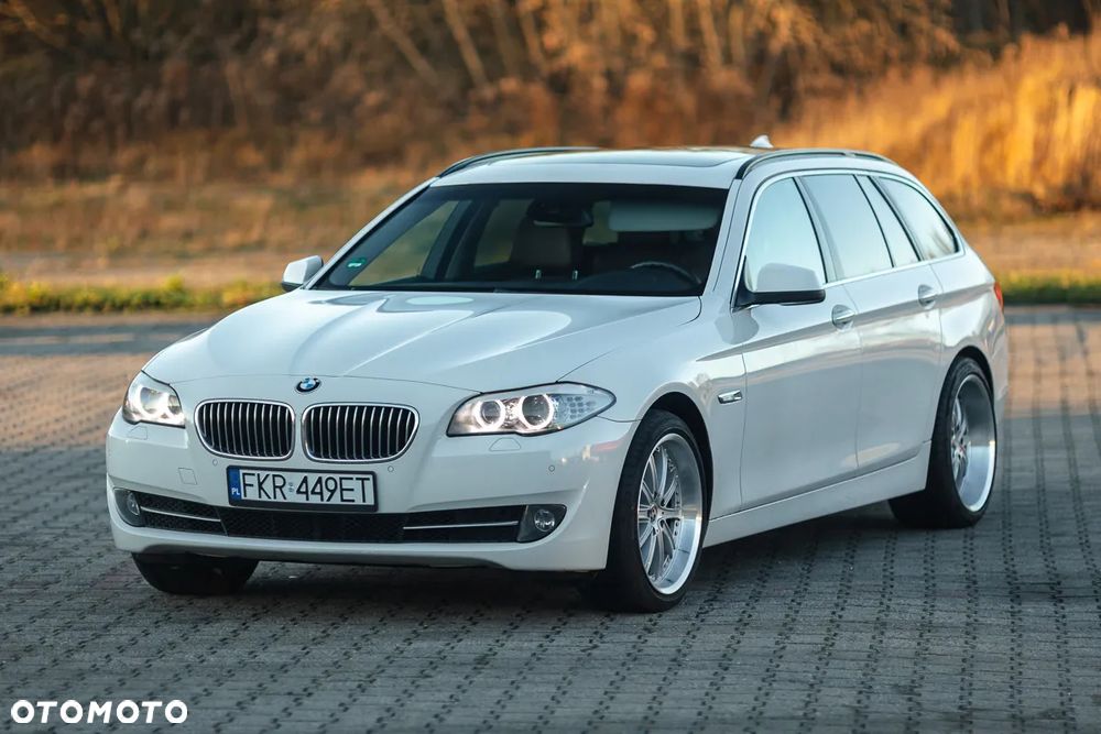 BMW Seria 5 520d Sport-Aut - 4