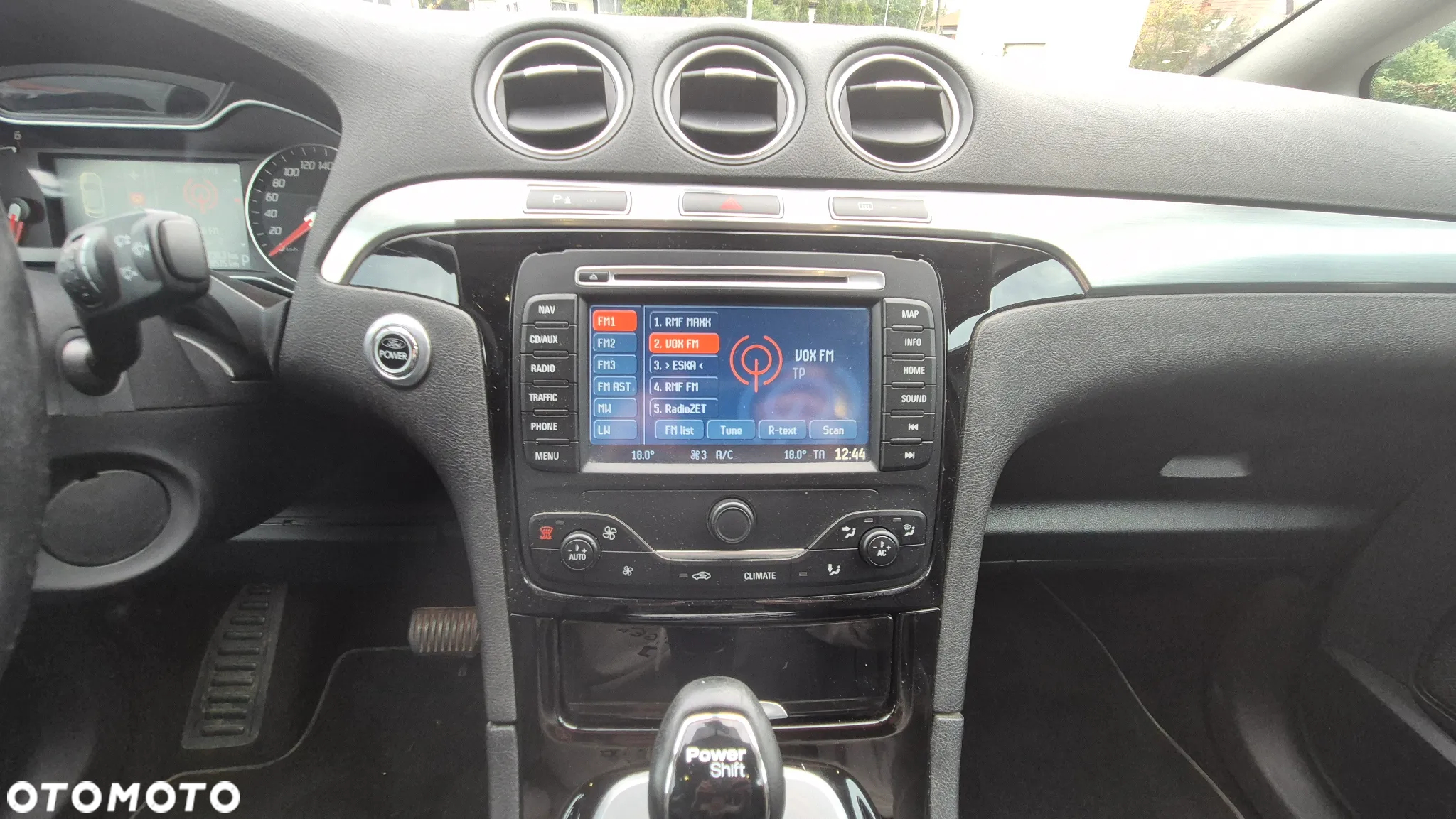 Ford S-Max 2.0 TDCi DPF Titanium - 19