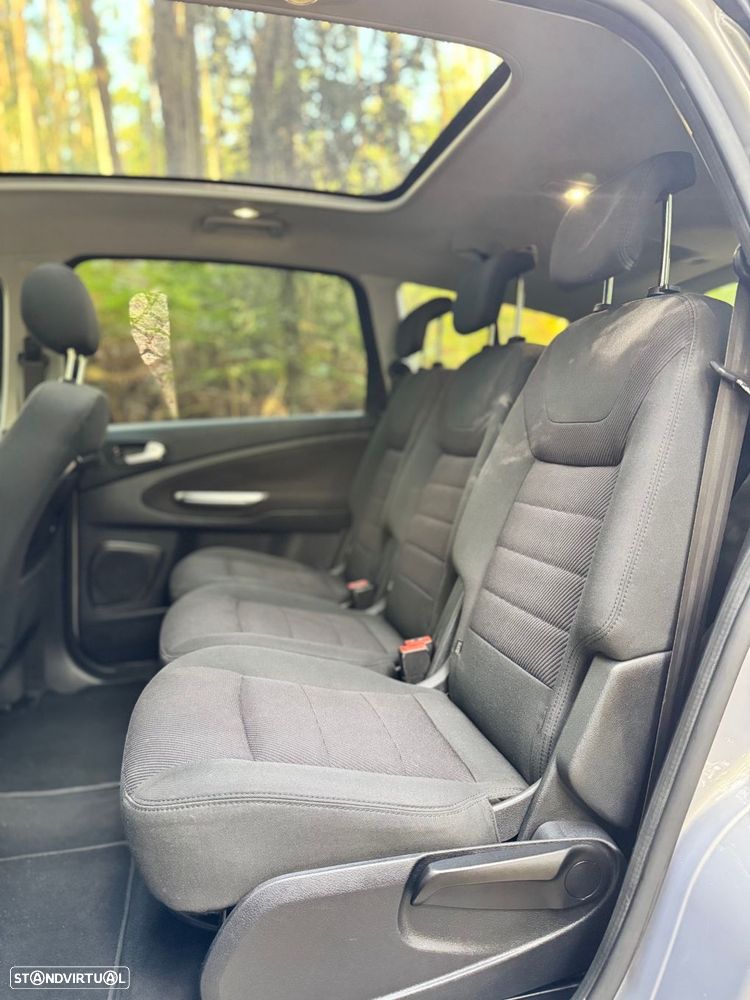 Ford S-Max 1.6 TDCi Titanium 7L - 21