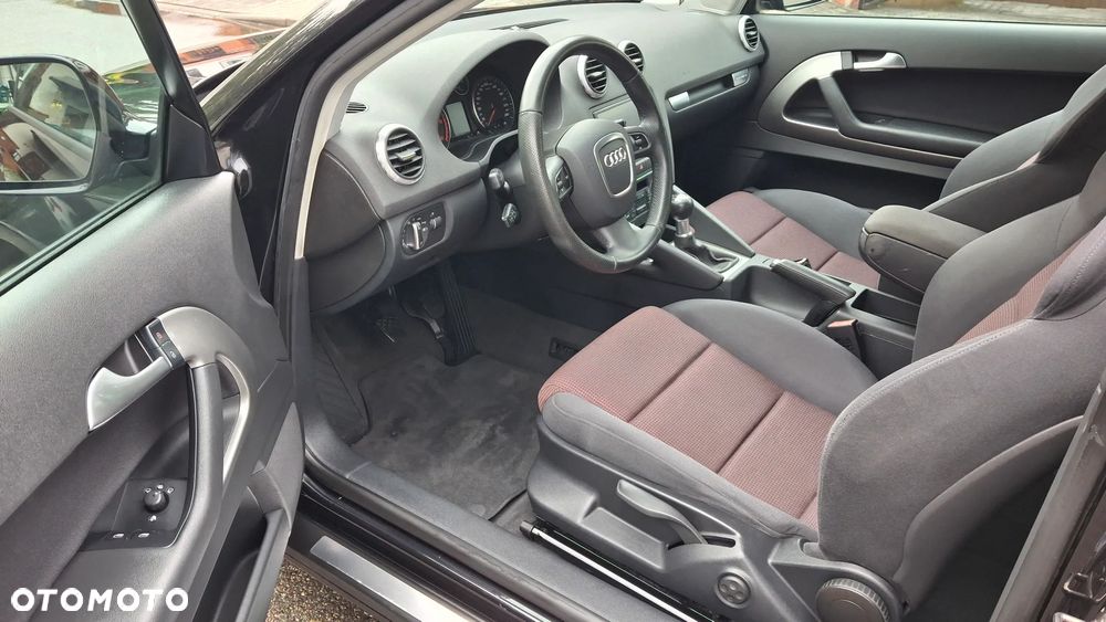 Audi A3 3-drzwiowe 2.0 TDI DPF quattro S line Sportpaket - 30