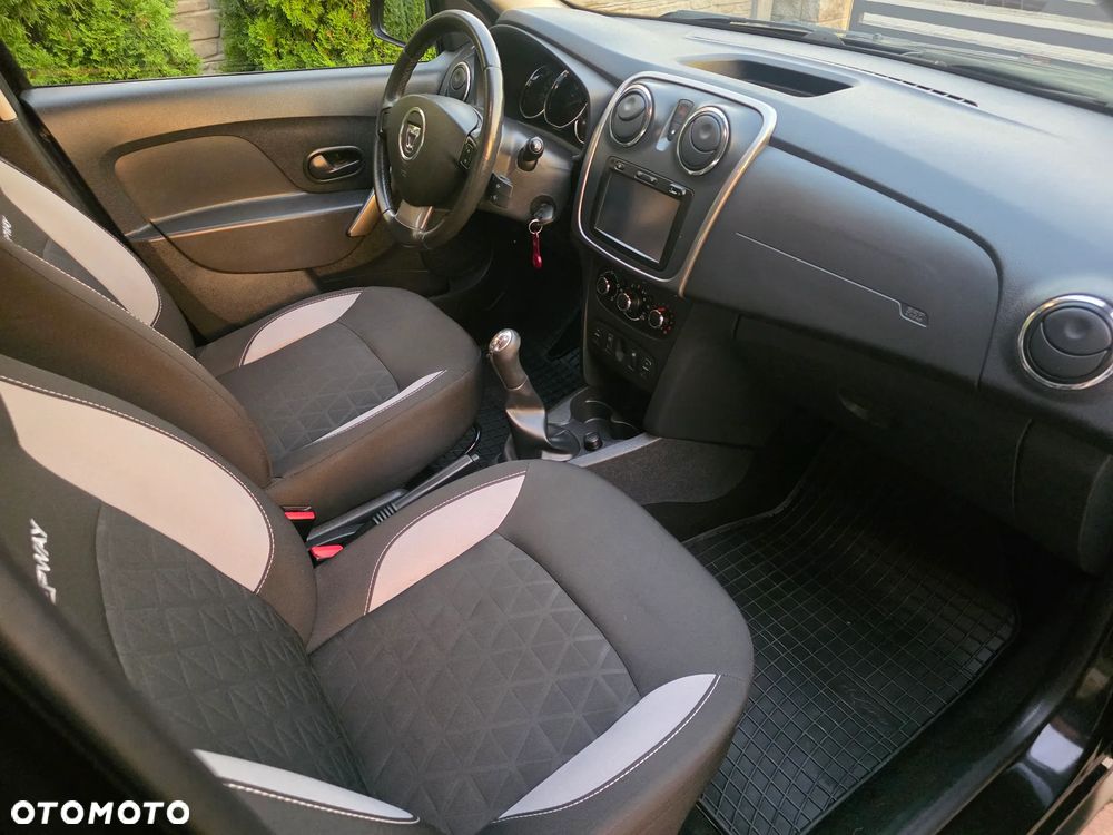 Dacia Sandero - 25