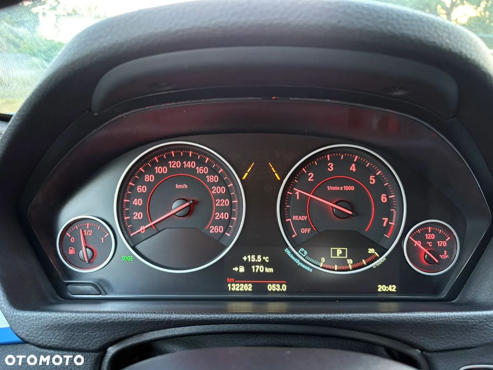 BMW Seria 3 340i xDrive M Sport - 36