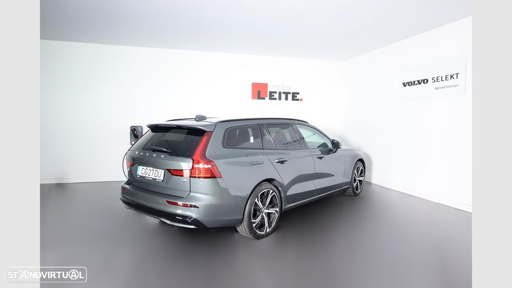 Volvo V60 2.0 T6 AWD TE Plus Dark - 6