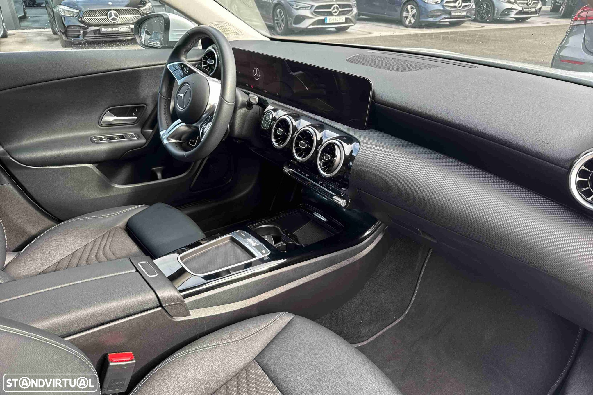 Mercedes-Benz CLA 180 d - 8