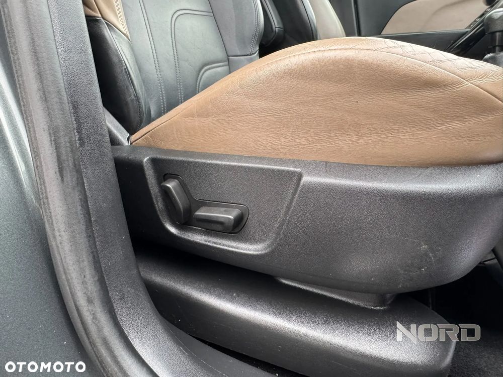 Citroën C4 Grand Picasso e-HDi 115 Exclusive - 16