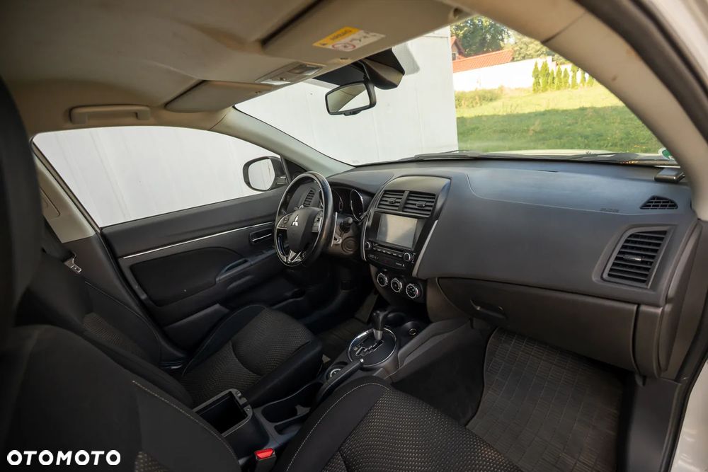 Mitsubishi ASX 2.2 DI-D 4WD Automatik Top - 20