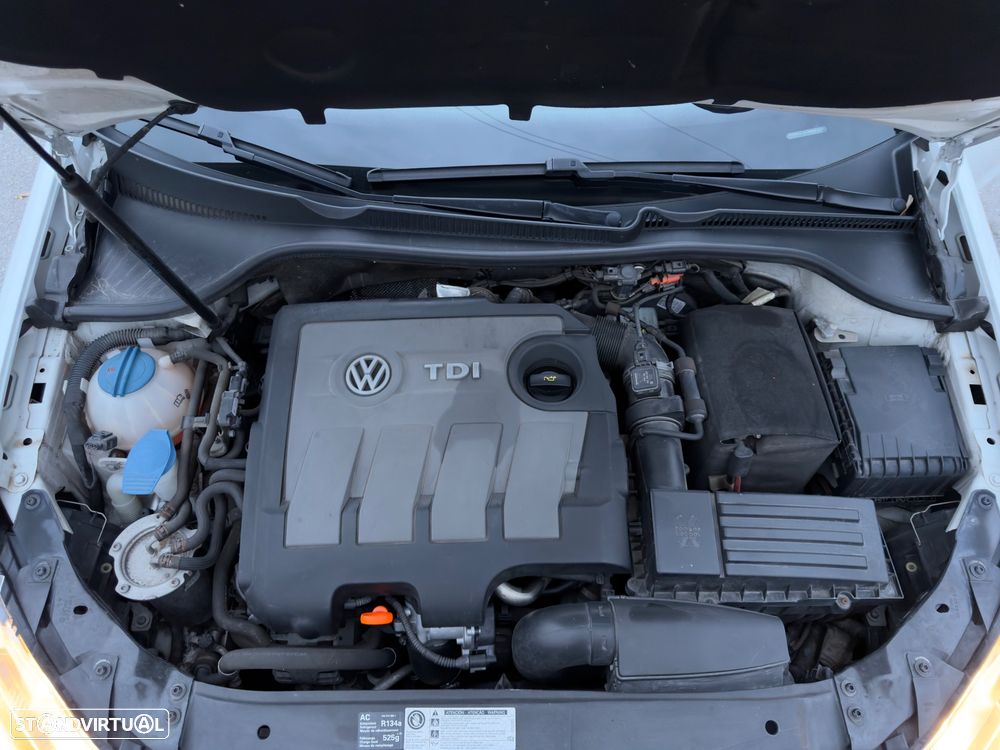 VW Golf 1.6 TDi Trendline BlueMotion - 10
