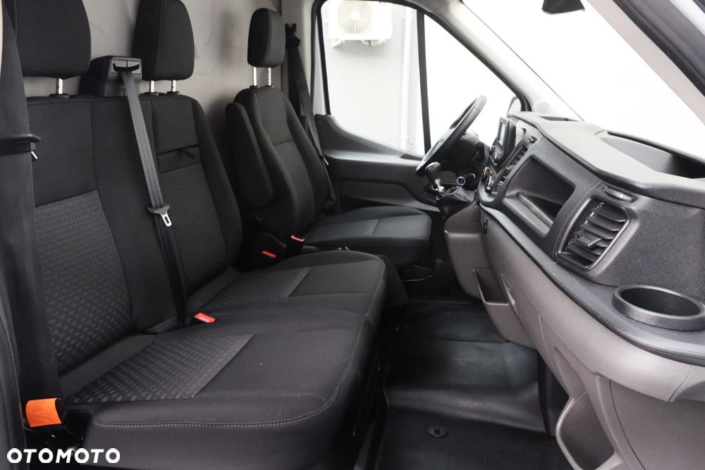 Ford Transit - 36