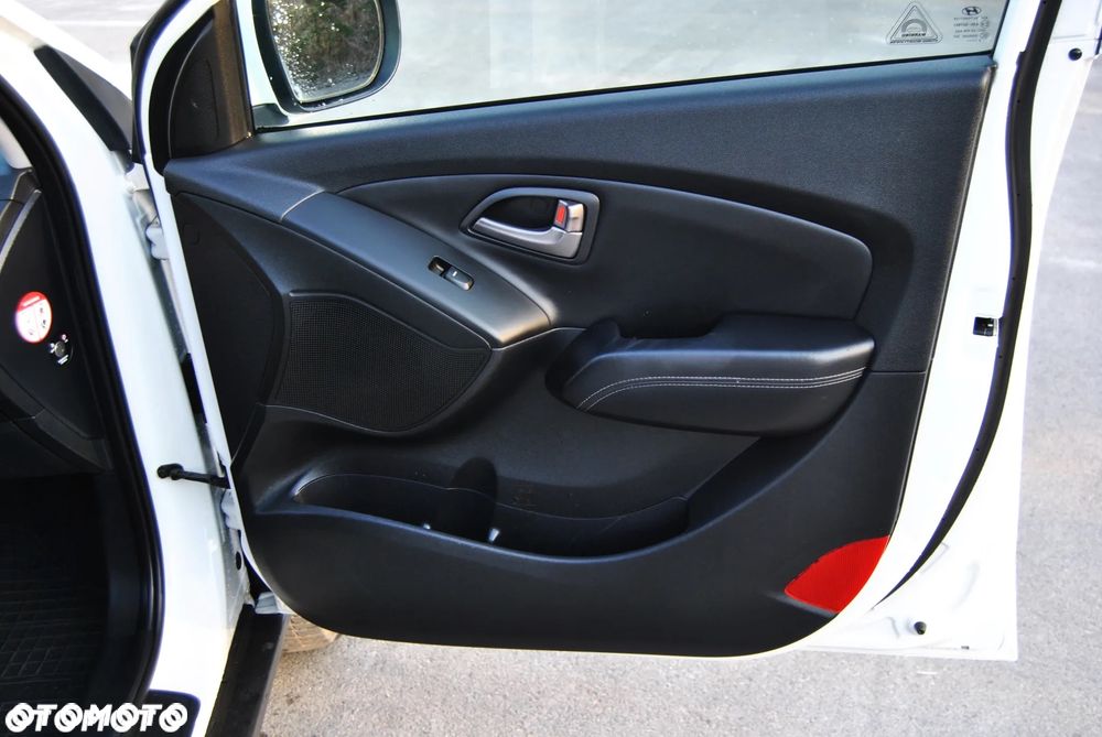 Hyundai ix35 1.6 2WD Fifa World Cup Edition - 11