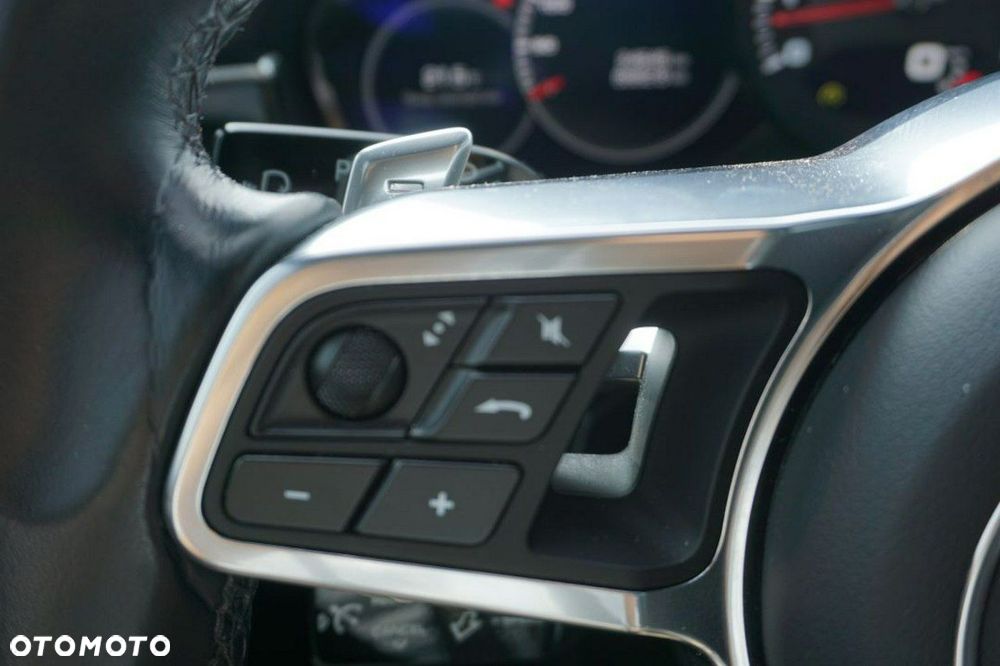 Porsche Panamera 4 - 22