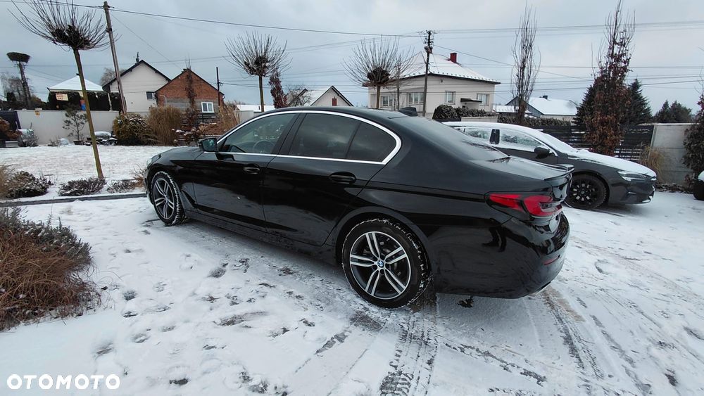 BMW Seria 5 518d Luxury Line - 7