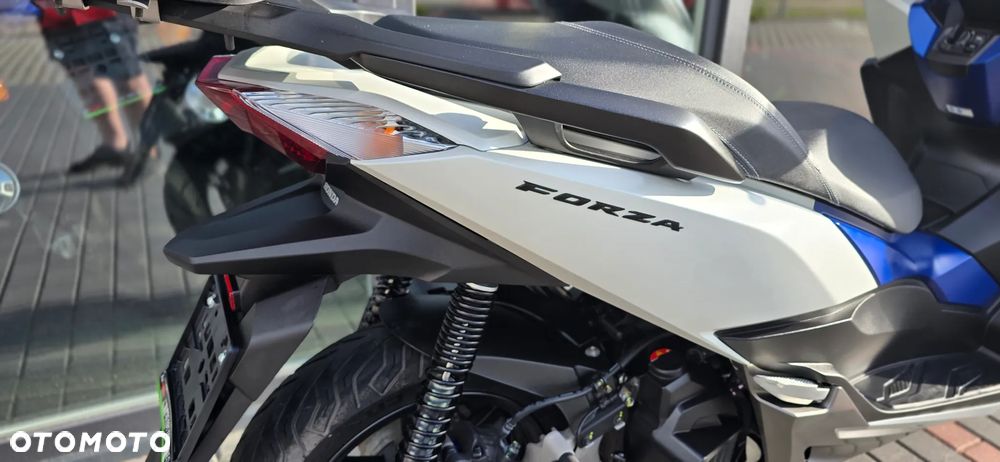 Honda NSS - 21