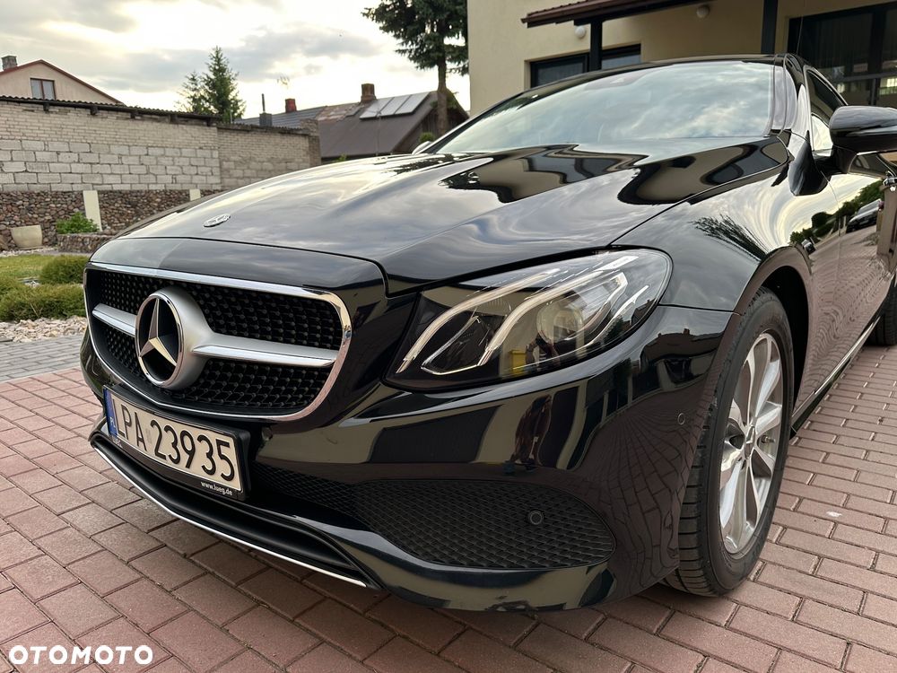 Mercedes-Benz Klasa E 300 9G-TRONIC - 2
