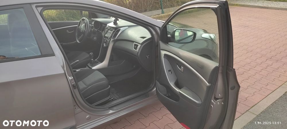Hyundai i30 1.4 Classic + - 5