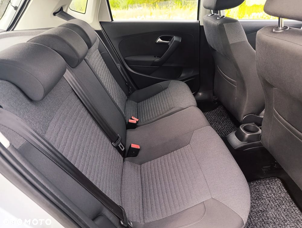 Volkswagen Polo - 7