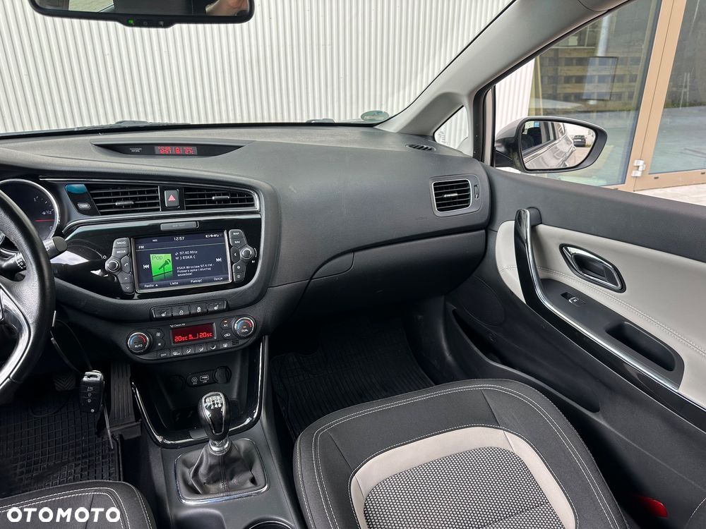Kia Ceed 1.6 CRDi L Business Line - 8