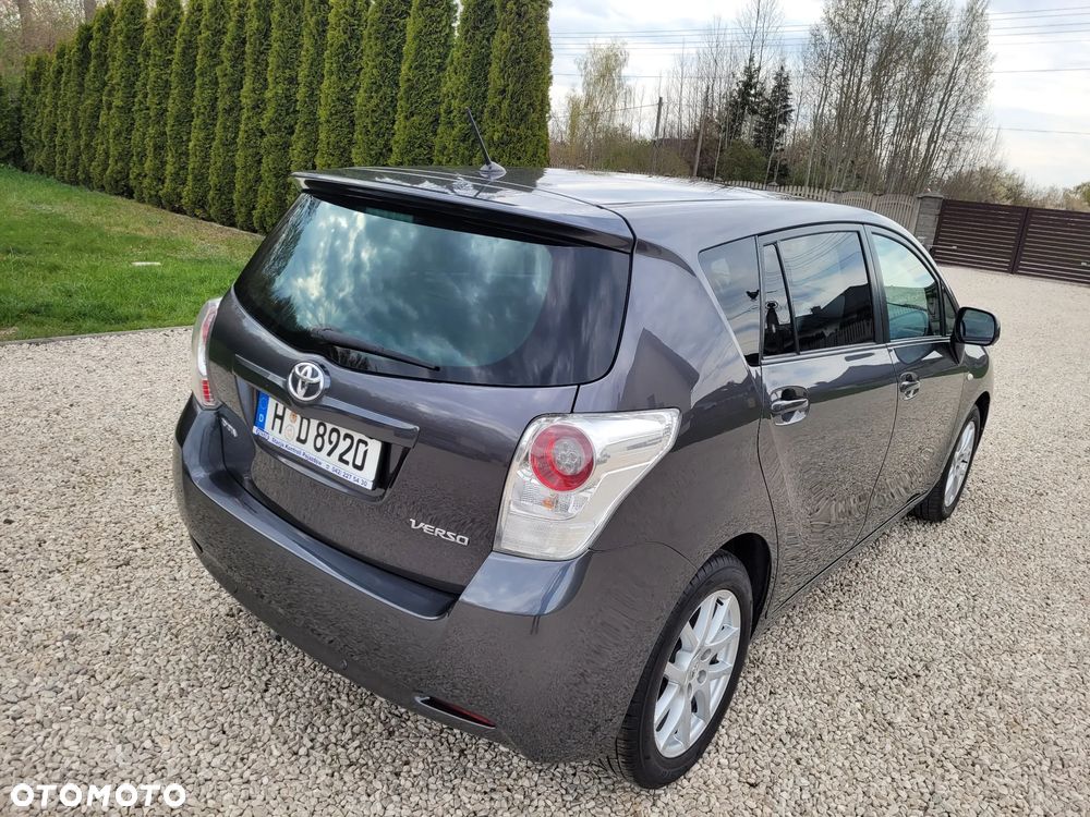Toyota Verso 1.8 5-Sitzer Life - 12