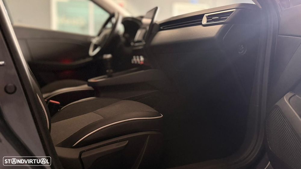 Renault Clio 1.0 TCe Equilibre - 33