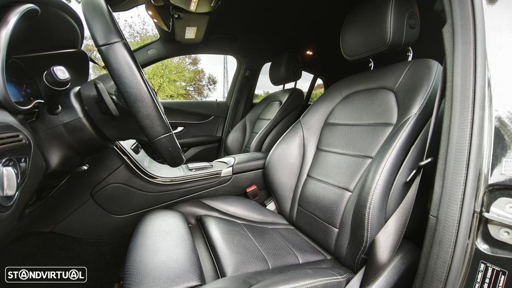 Mercedes-Benz GLC 300 de Coupe 4Matic 9G-TRONIC Exclusive - 30