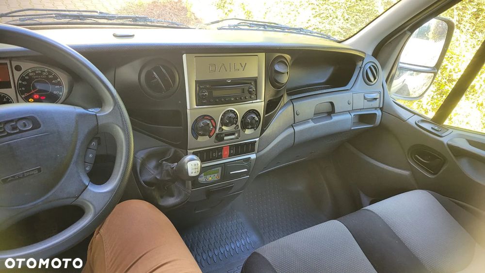 Iveco DAILY - 12