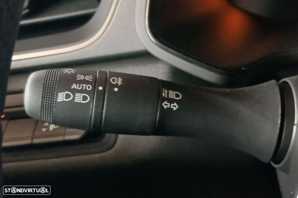 Renault Captur 1.0 TCe Techno - 10