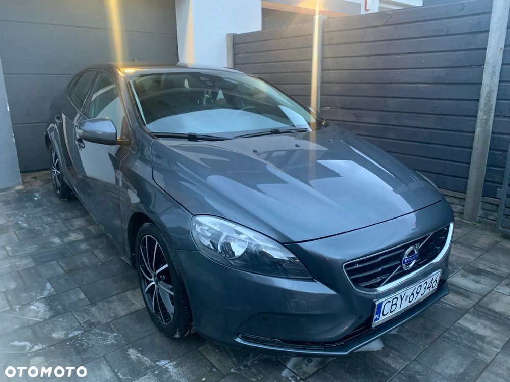 Volvo V40 D2 Momentum - 9