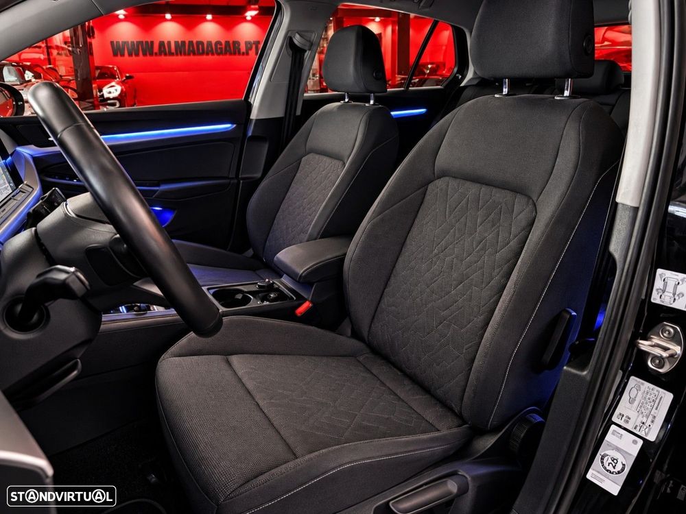 VW Golf 1.0 eTSI Life DSG - 7