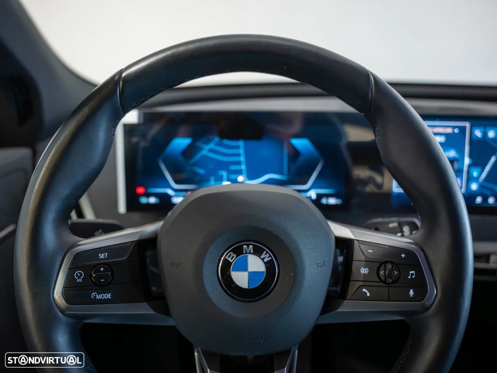 BMW iX xDrive 45 Pack Desportivo - 7