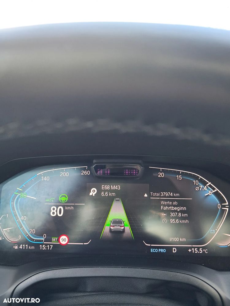 BMW Seria 3 330i AT Luxury Line - 37