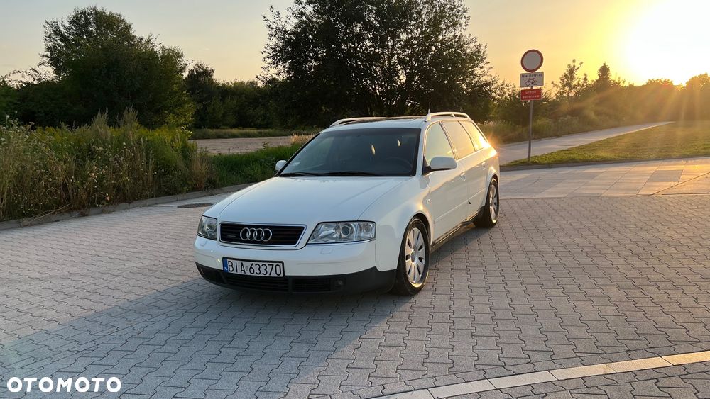 Audi A6 Avant - 1