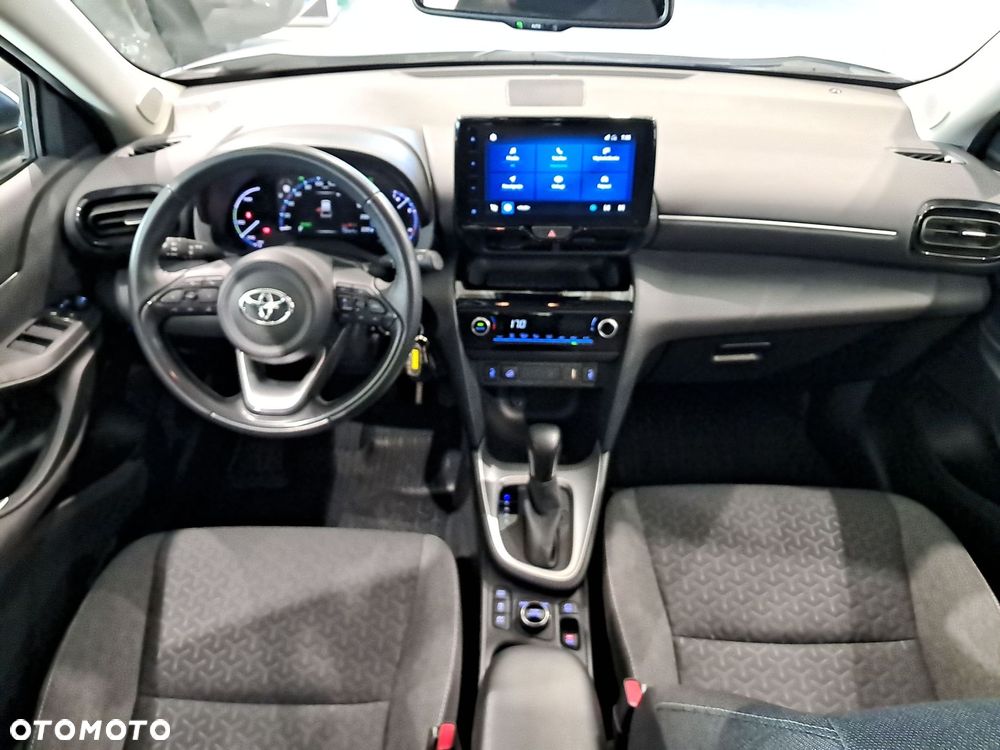 Toyota Yaris Cross Hybrid 1.5 Comfort 4x4 - 12