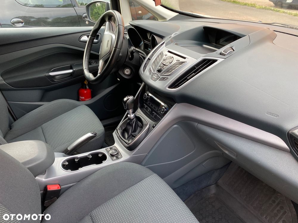 Ford C-MAX - 16