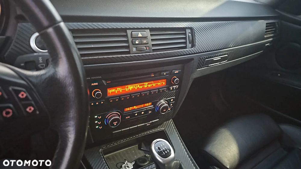 BMW Seria 3 318i - 16