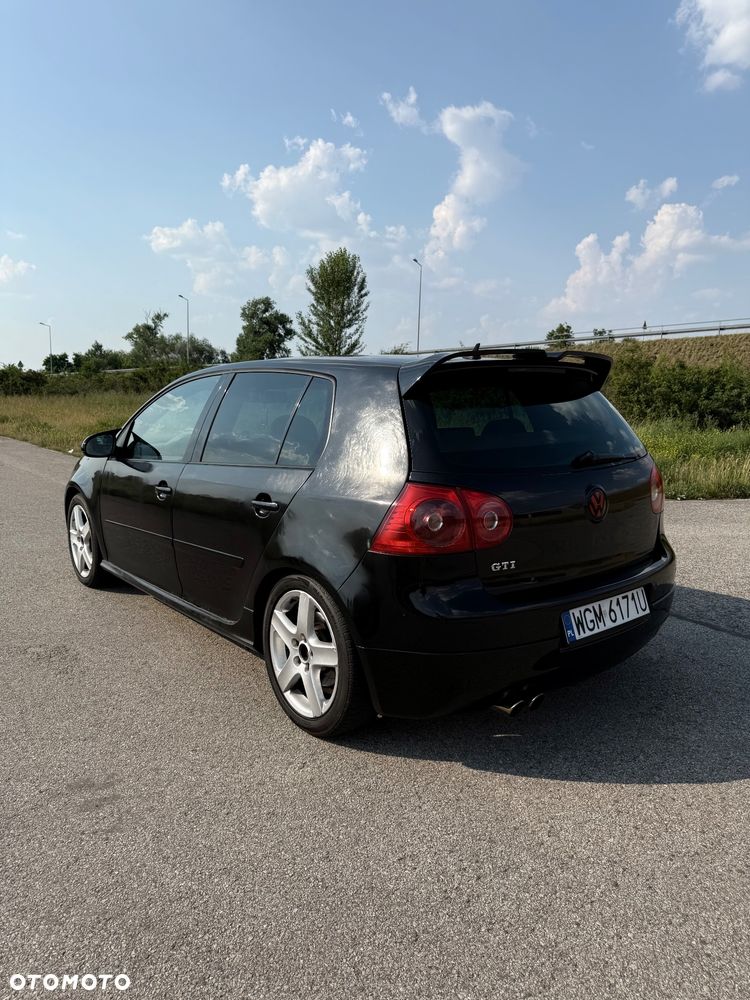 Volkswagen Golf - 4