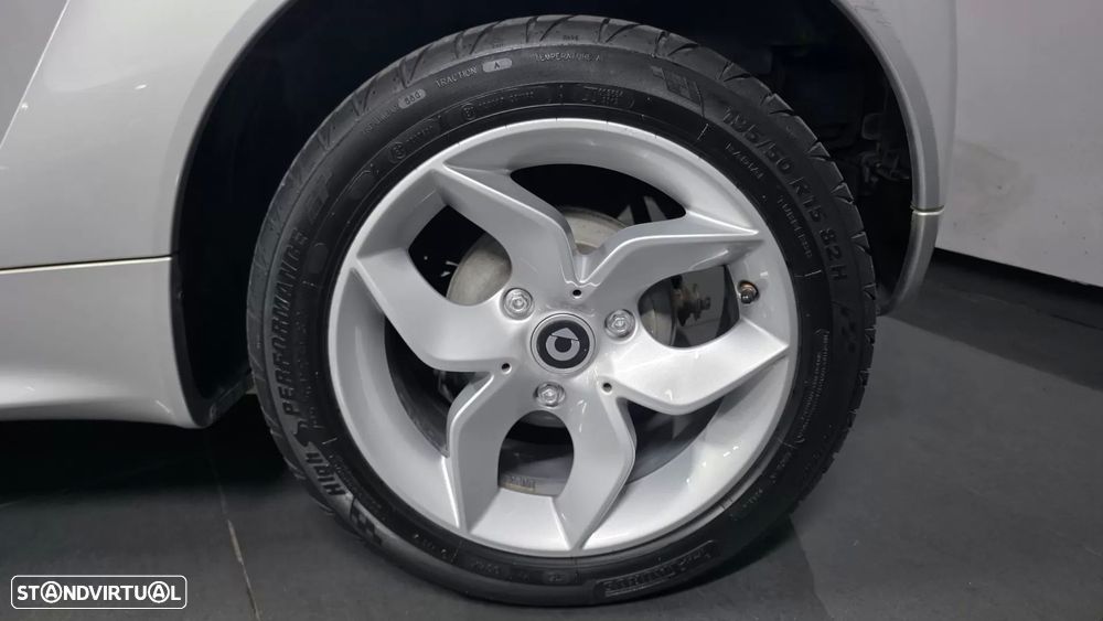 Smart ForTwo Coupé 1.0 mhd Pulse 71 Softouch - 38