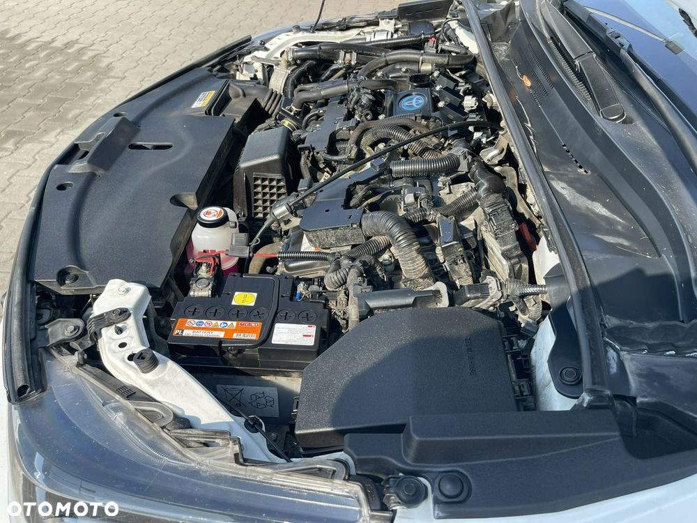 Toyota Corolla 1.8 Hybrid Comfort - 15