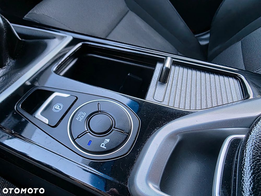 Hyundai i40 Kombi 1.7 CRDi Premium - 15