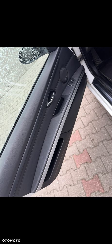 BMW Seria 3 320d xDrive DPF Edition Fleet Sport - 11