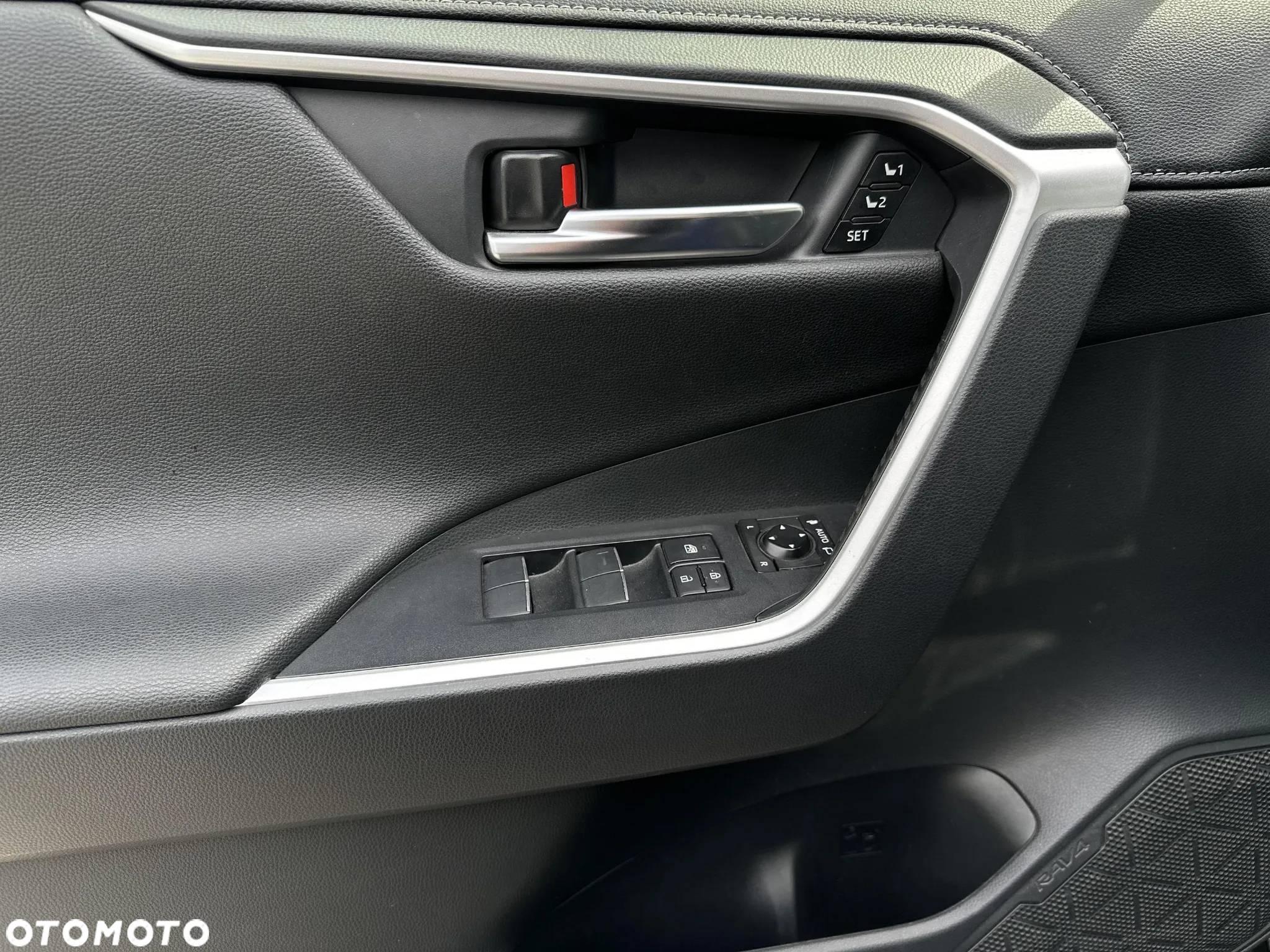 Toyota RAV4 2.5 Hybrid Executive 4x2 - 10