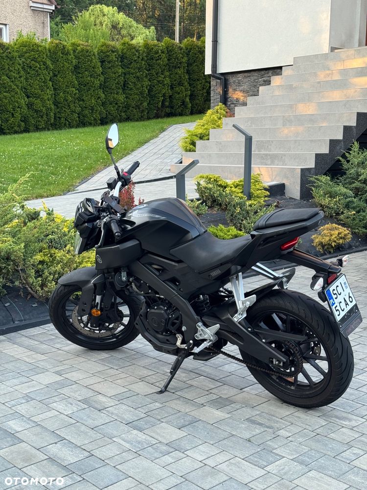 Yamaha MT - 2